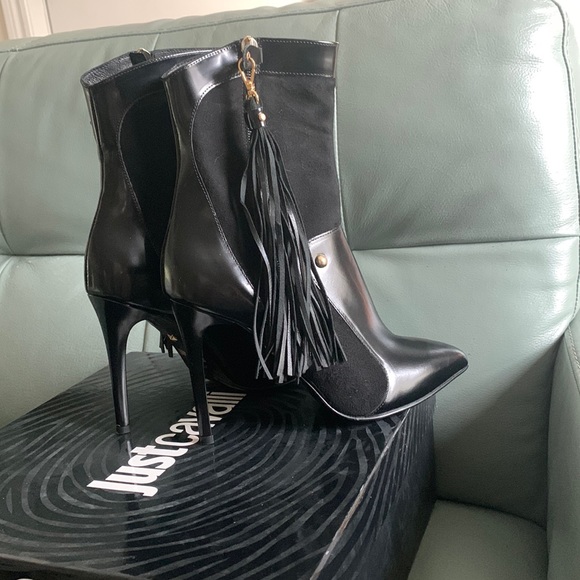 Just Cavalli Paneled Leather and Suede Boots - Picture 9 of 16